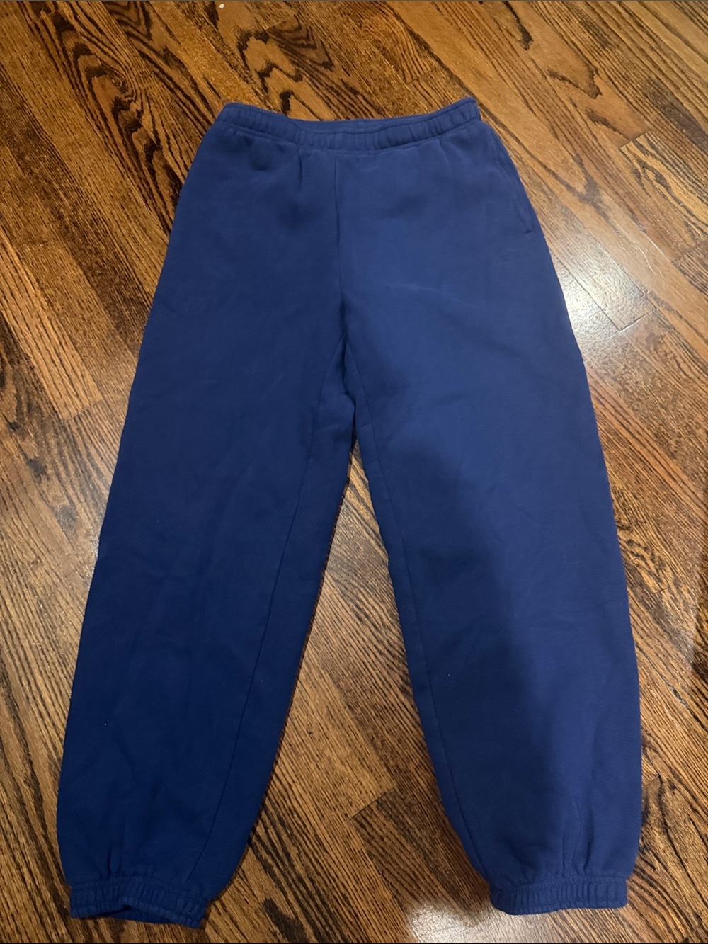 Aritzia mega fit sweat fleece joggers